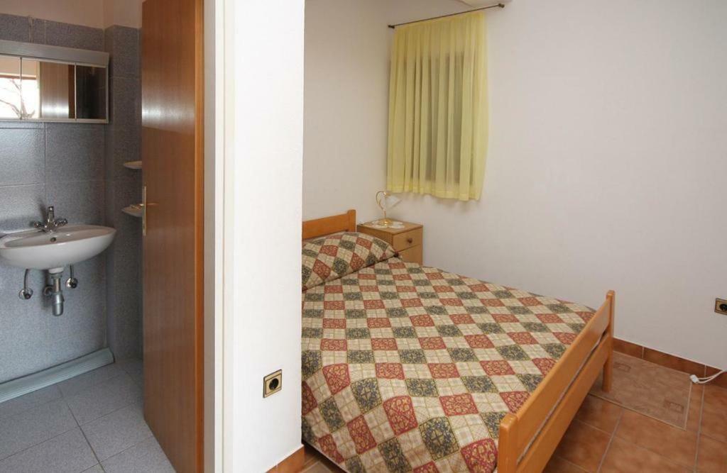 Apartmani Ujdur Omiš Exterior foto